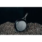 Lodge pan blacklock