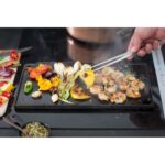 LODGE REVERZIBILNA GRILL PLOČA OD LIJEVANOG ŽELJEZA 42 x 24 CM - Slika 3
