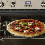 Emile Henry BBQ Smooth keramički pekač za pizzu – 36 cm5