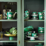 PIP STUDIO SET OD 2 ŠALICE LOVE BIRDS MEDALLION STRIPES EMERALD GREEN 190 ML - Slika 2