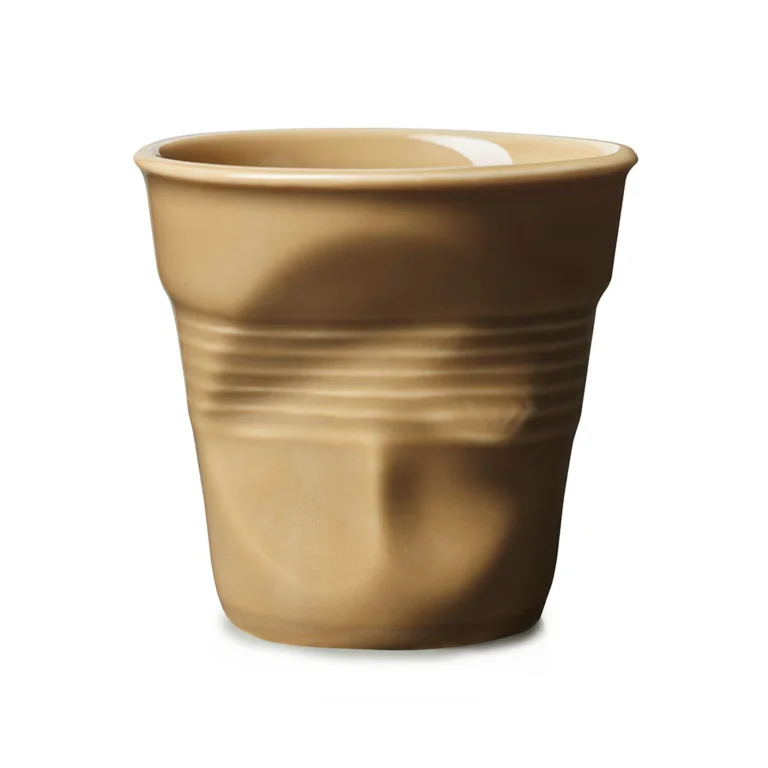 Revol Crumpled Cup Havana svijetlosmeđa porculanska šalica za espresso i cappuccino